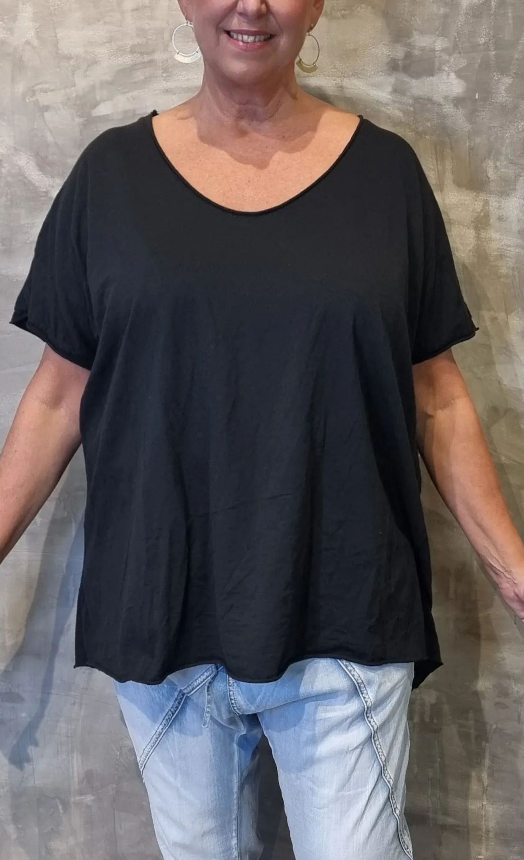 Basic Top Black