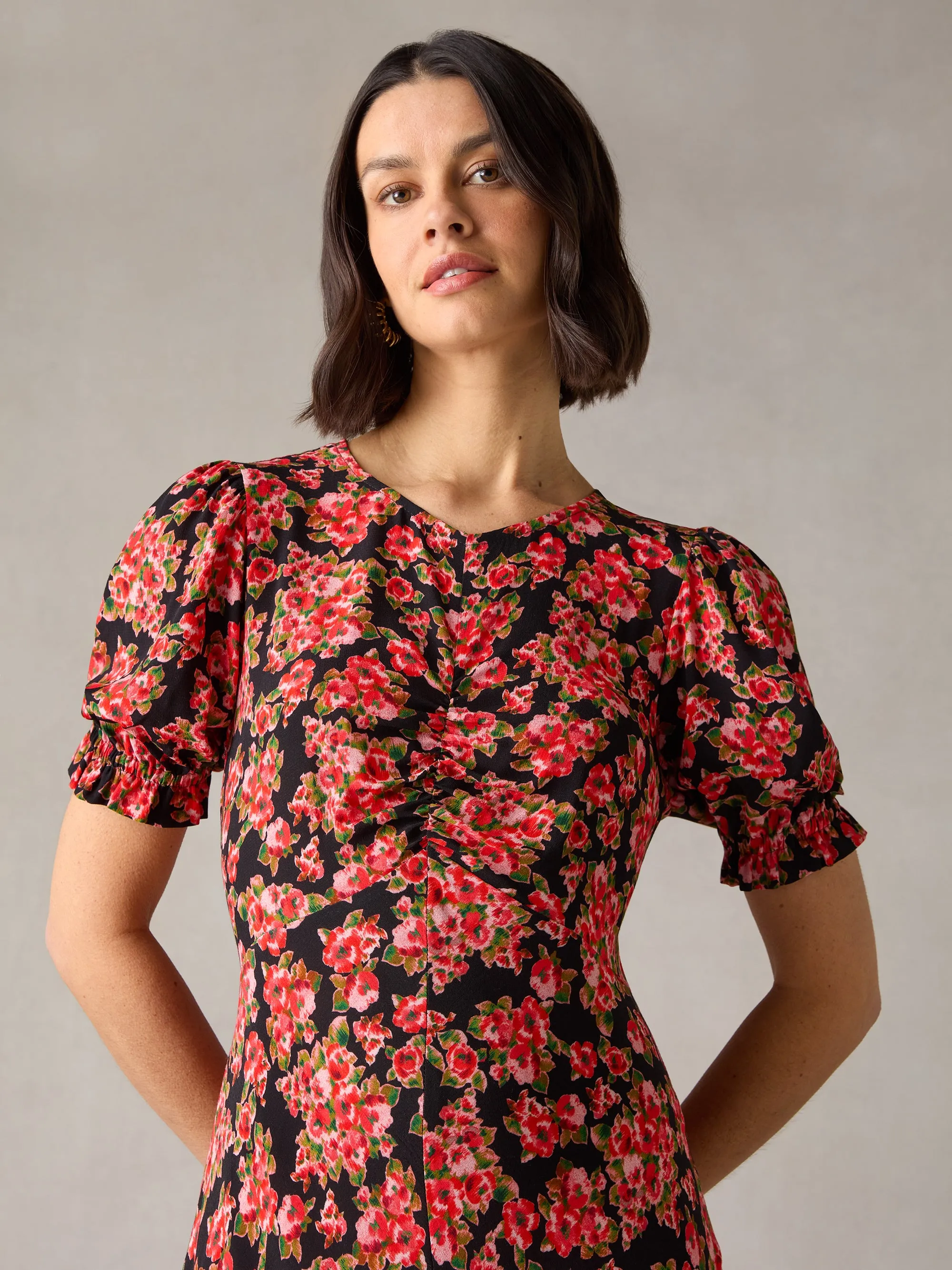 Petite Red Rose Print Ruched Front Midi Dress