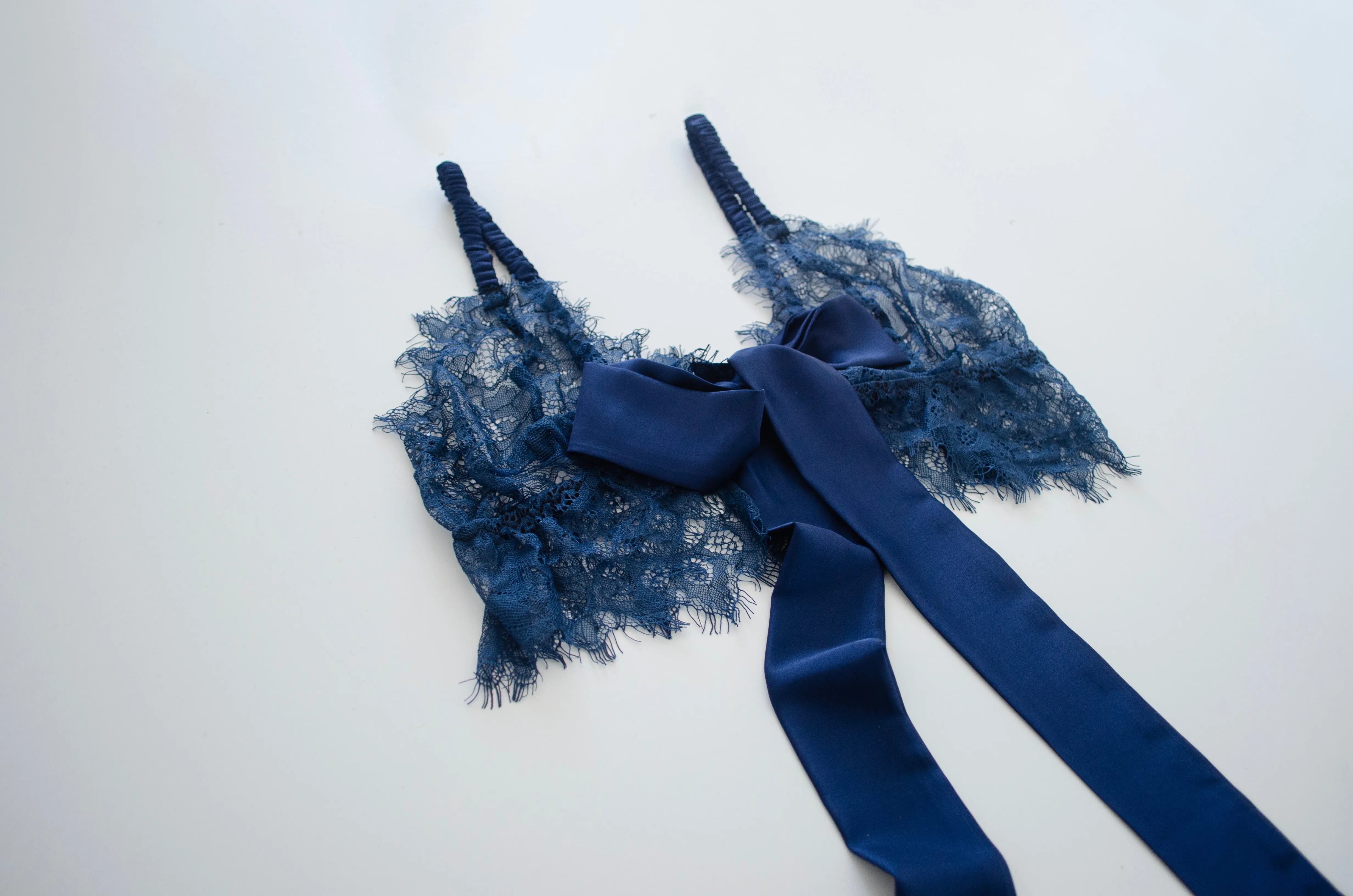 Pine Tie Front Lace Bralet - Navy