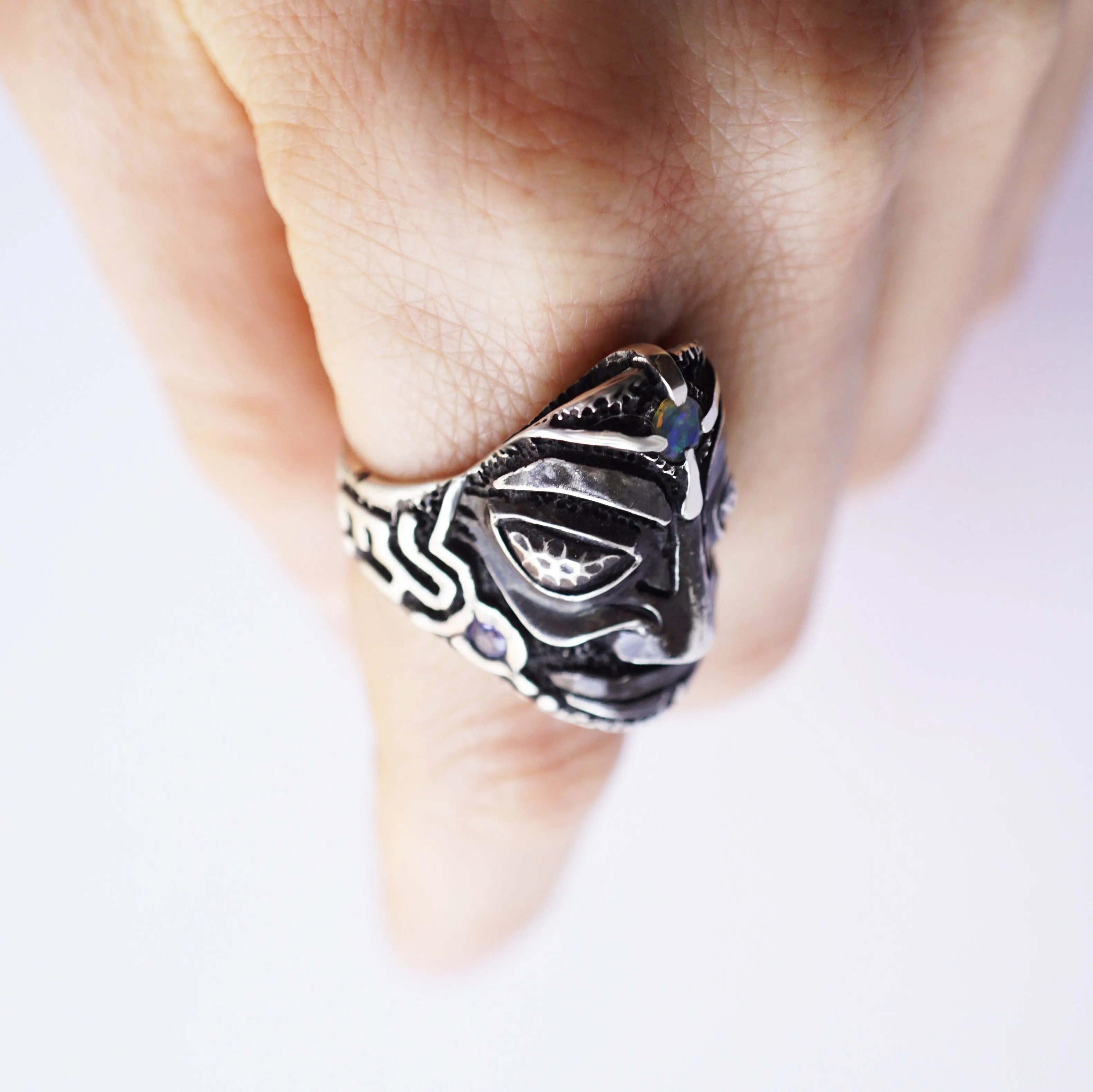 SHU | statement ring